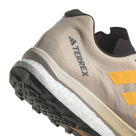 Adidas trail schoenen